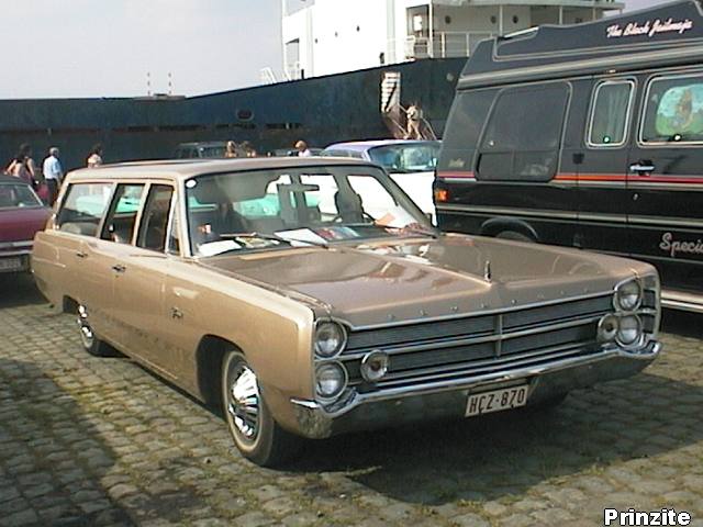 1967 Plymouth Fury wagon