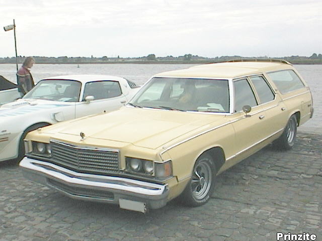 1977 Dodge Royal Monaco wagon