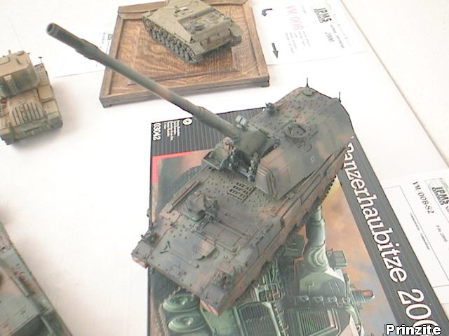 Panzerhaubitze PzH 2000