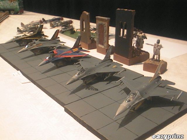 General Dynamics F-16 collection